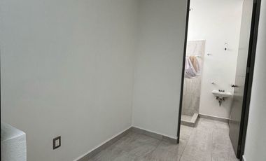 Casa con 4 recamaras y en residencial con campo de golf