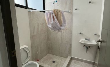 Casa con 4 recamaras y en residencial con campo de golf