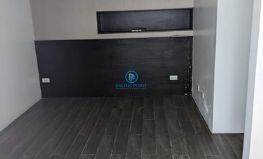 3BR Condominium Unit for Sale in Kingswood Condominium,  Makati City