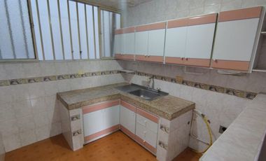 Venta de casa de 3 niveles sector A Parque Industrial Pereira