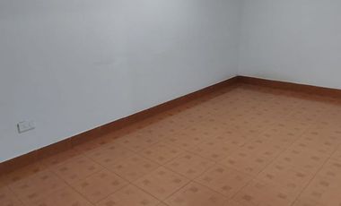 Venta de casa de 3 niveles sector A Parque Industrial Pereira