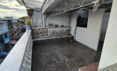 Venta de casa de 3 niveles sector A Parque Industrial Pereira