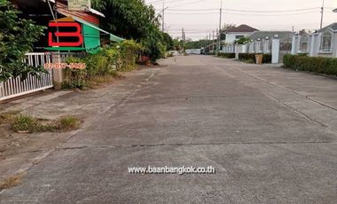 บ้านเดี่ยว หมู่บ้าน กองเงินซิตี้โฮม 304 เนื้อที่ 52 ตรว. ถนน ฉะเชิงเทรา-กบิทร์บุรี 304 อ.ศรีมหาโพธิ จ.ปราจีนบุรี