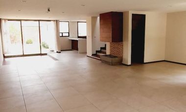 Casa en Renta en Lomas Virreyes, Calimaya - modelo Madeira (frente a camellón principal)