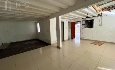 OPORTUNIDAD DE INVERSIÓN! VENTA DE CASA COMO TERRENO EN SAN JUAN DE MIRAFLORES