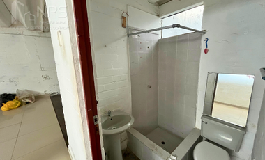 OPORTUNIDAD DE INVERSIÓN! VENTA DE CASA COMO TERRENO EN SAN JUAN DE MIRAFLORES