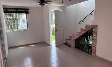 Venta de bonita casa en excelente fraccionamiento Valle Verde de Yautepec, Mor.