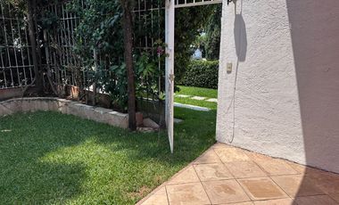 Venta de bonita casa en excelente fraccionamiento Valle Verde de Yautepec, Mor.