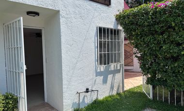 Venta de bonita casa en excelente fraccionamiento Valle Verde de Yautepec, Mor.