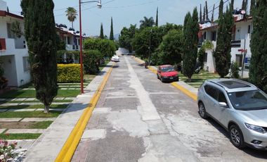 Venta de bonita casa en excelente fraccionamiento Valle Verde de Yautepec, Mor.