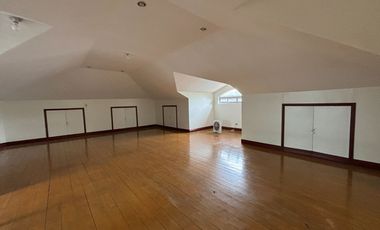 For Rent: House in Paseo de Magallanes Village