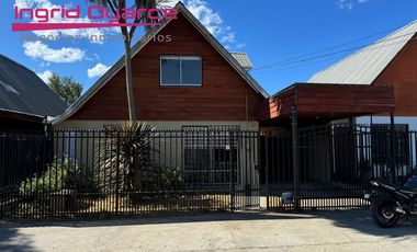 Vendo hermosa casa remodelada , ampliada , sector  muy seguro , estacionamiento , antejardin , patio ,