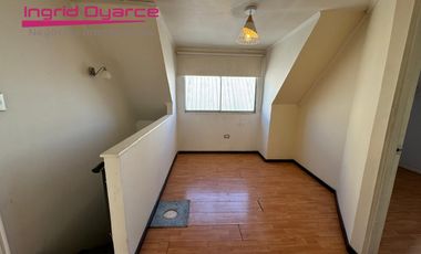 Vendo hermosa casa remodelada , ampliada , sector  muy seguro , estacionamiento , antejardin , patio ,