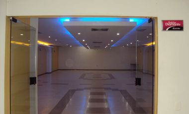 ¡Oportunidad! Edificio en venta con 911 m² de área construida en un lote de 300 m²