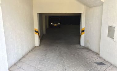 ¡Oportunidad! Edificio en venta con 911 m² de área construida en un lote de 300 m²