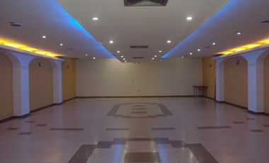 ¡Oportunidad! Edificio en venta con 911 m² de área construida en un lote de 300 m²