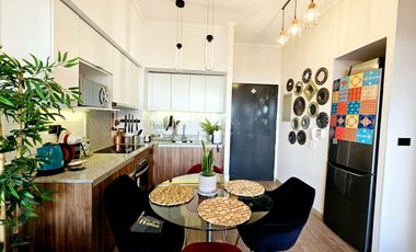 ESPECTACULAR OPORTUNIDAD EN HUECHURABA CON PATIO Y 2E