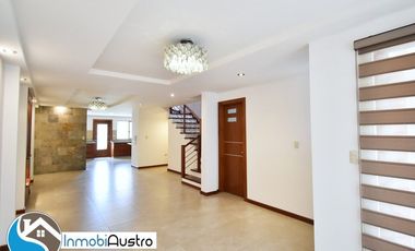 Yanuncay, Venta de Casa Cerca del Parque Iberia