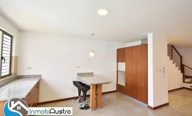 Yanuncay, Venta de Casa Cerca del Parque Iberia