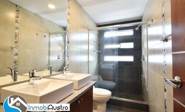 Yanuncay, Venta de Casa Cerca del Parque Iberia