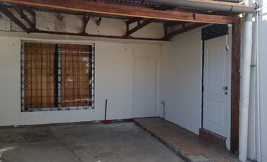 Otoño MODE ON 🍂 Casa de dos pisos en arriendo - Parque Barrio Oriente Melipilla
