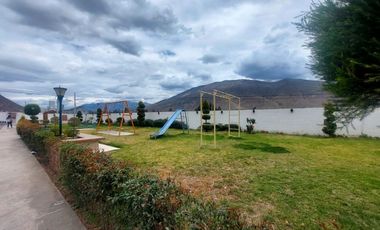RENTA CASA URBANIZACION LA LIGA , LA PAMPA , PUSUQUI, QUITO NORTE ECUADOR
