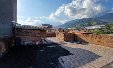 Venta hermosa casa, La Pedrera, Copacabana Antioquia.