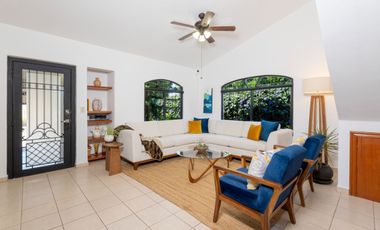 Disfruta la tranquilidad de la ribera en esta bonita casa en Mirasol!