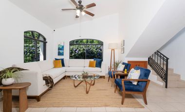 Disfruta la tranquilidad de la ribera en esta bonita casa en Mirasol!