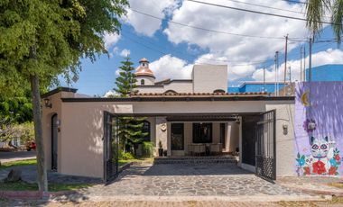 Disfruta la tranquilidad de la ribera en esta bonita casa en Mirasol!