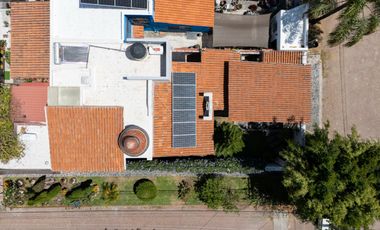 Disfruta la tranquilidad de la ribera en esta bonita casa en Mirasol!