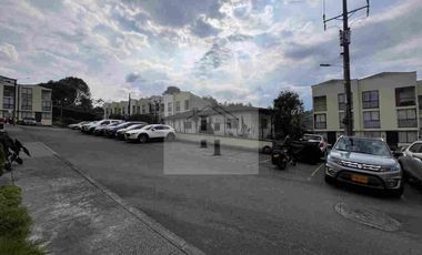 VENTA DE CASA BOSQUES DE LA ENEA