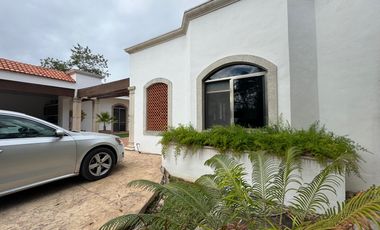 CASA EN VENTA DE UNA SOLA PLANTA UBICADA AL NORTE EN LA CEIBA 2 MÉRIDA
