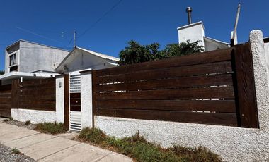 SE VENDE CASA EN VILLA LOS OLIVOS