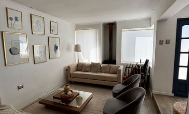 SE VENDE CASA EN VILLA LOS OLIVOS