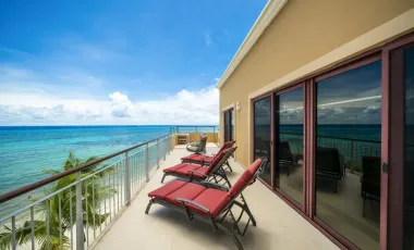 Venta de Penthouse 3 Hab frente al mar (El Faro)