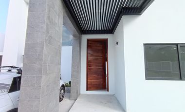 HERMOSA RESIDENCIA A ESTRENAR, JIUTEPEC, 4 RECÁMARAS, ALBERCA CON CASCADA, ESCRITURADA