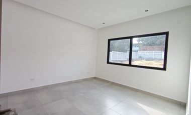 HERMOSA RESIDENCIA A ESTRENAR, JIUTEPEC, 4 RECÁMARAS, ALBERCA CON CASCADA, ESCRITURADA