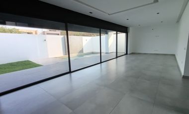 HERMOSA RESIDENCIA A ESTRENAR, JIUTEPEC, 4 RECÁMARAS, ALBERCA CON CASCADA, ESCRITURADA