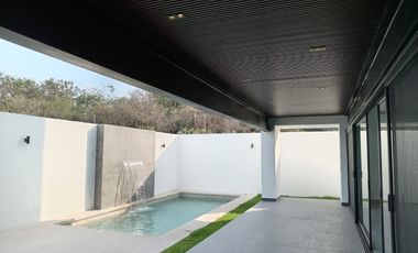 HERMOSA RESIDENCIA A ESTRENAR, JIUTEPEC, 4 RECÁMARAS, ALBERCA CON CASCADA, ESCRITURADA