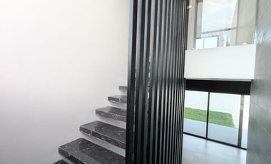 HERMOSA RESIDENCIA A ESTRENAR, JIUTEPEC, 4 RECÁMARAS, ALBERCA CON CASCADA, ESCRITURADA