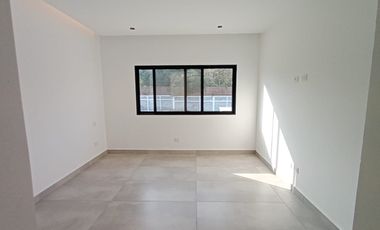 HERMOSA RESIDENCIA A ESTRENAR, JIUTEPEC, 4 RECÁMARAS, ALBERCA CON CASCADA, ESCRITURADA