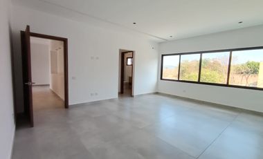 HERMOSA RESIDENCIA A ESTRENAR, JIUTEPEC, 4 RECÁMARAS, ALBERCA CON CASCADA, ESCRITURADA