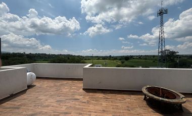 Casa con alberca privada. Zirándaro, San Miguel de Allende.