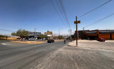 BODEGA EN RENTA EN BLVD. MARIANO ESCOBEDO
