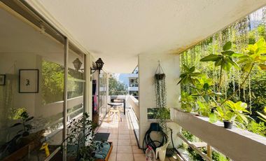 Se Vende 3dorm.+servicio, Estacionamiento. Metro Alcántara