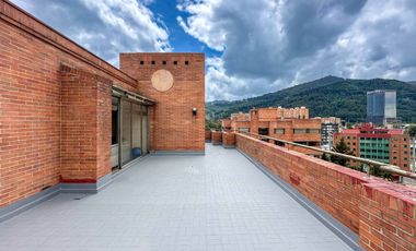 SE VENDE APARTAMENTO DUPLEX CON TERRAZA DE 77.50 mts2 EN EL MOLINOS NORTE