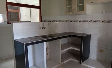 Alquiler Dpto 3er Piso en Urb Las Orquideas