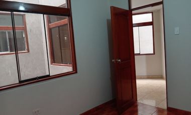 Alquiler Dpto 3er Piso en Urb Las Orquideas