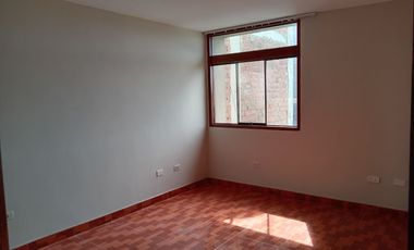 Alquiler Dpto 3er Piso en Urb Las Orquideas